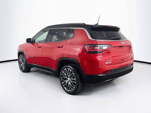Used 2023 Jeep Compass Limited w/ Elite Group AWD/4WD image 9