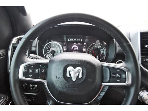 Used 2023 RAM 1500 Laramie AWD/4WD image 17
