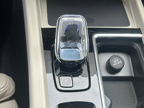 New 2026 Volvo XC60 B5 Ultra w/ Protection Package Premier image 21