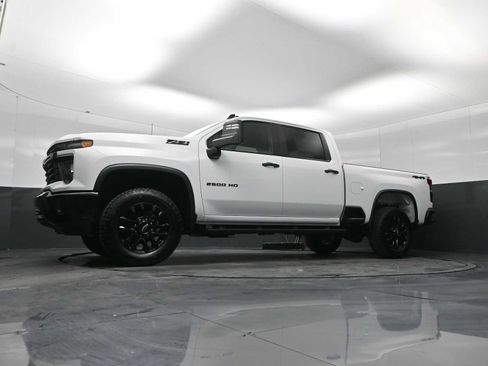 New 2026 Chevrolet Silverado 2500 Custom w/ Custom Value Package image 21