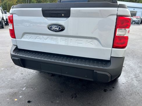 New 2025 Ford Maverick XL FWD image 13