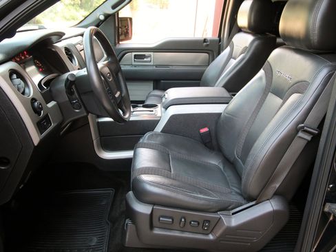 Used 2014 Ford F150 Raptor w/ Equipment Group 801A Luxury AWD/4WD image 21