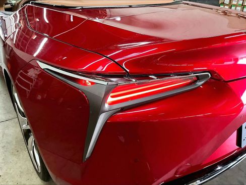Used 2023 Lexus LC 500 Convertible w/ Touring Package RWD image 30