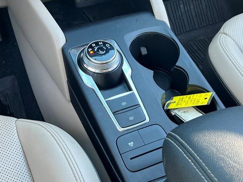 Used 2020 Ford Escape SE Sport image 26