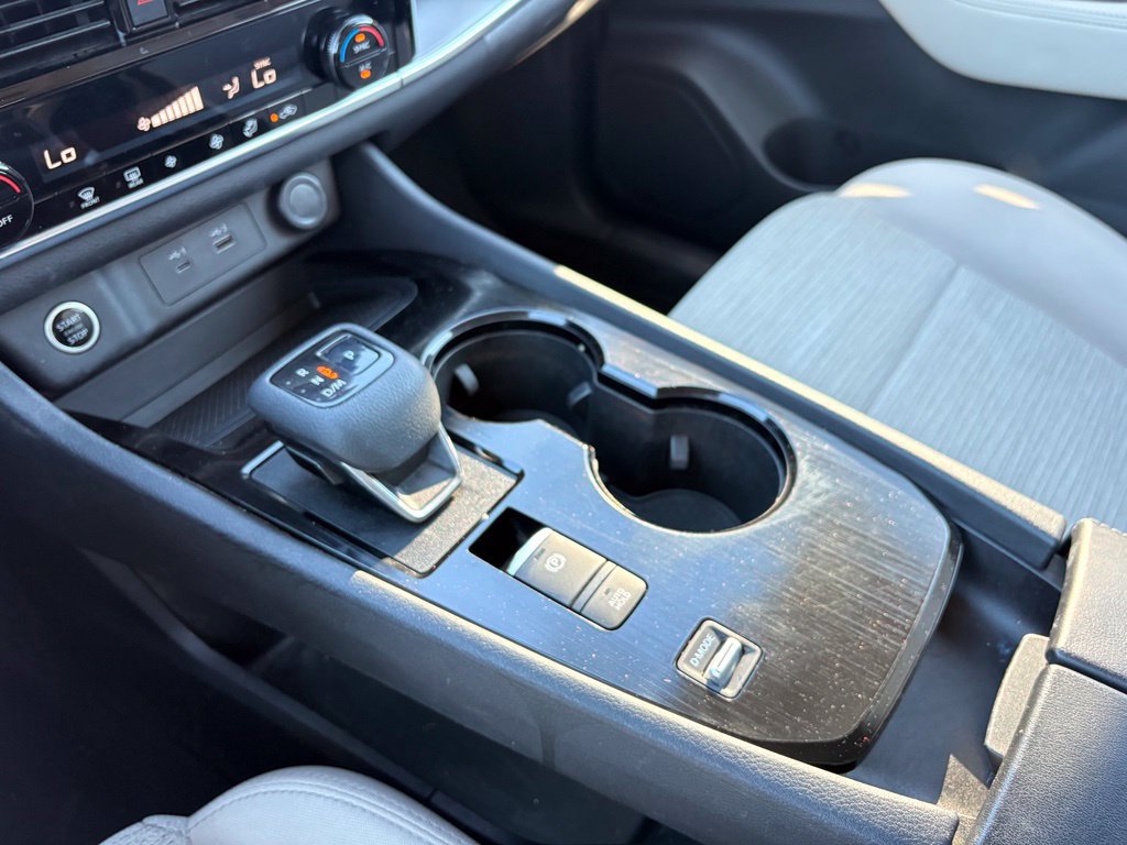 Used 2021 Nissan Rogue SV FWD image 20