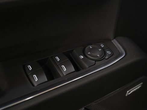 Used 2024 Chevrolet Silverado 1500 LT Trail Boss w/ LT Trail Boss Premium Package AWD/4WD image 23