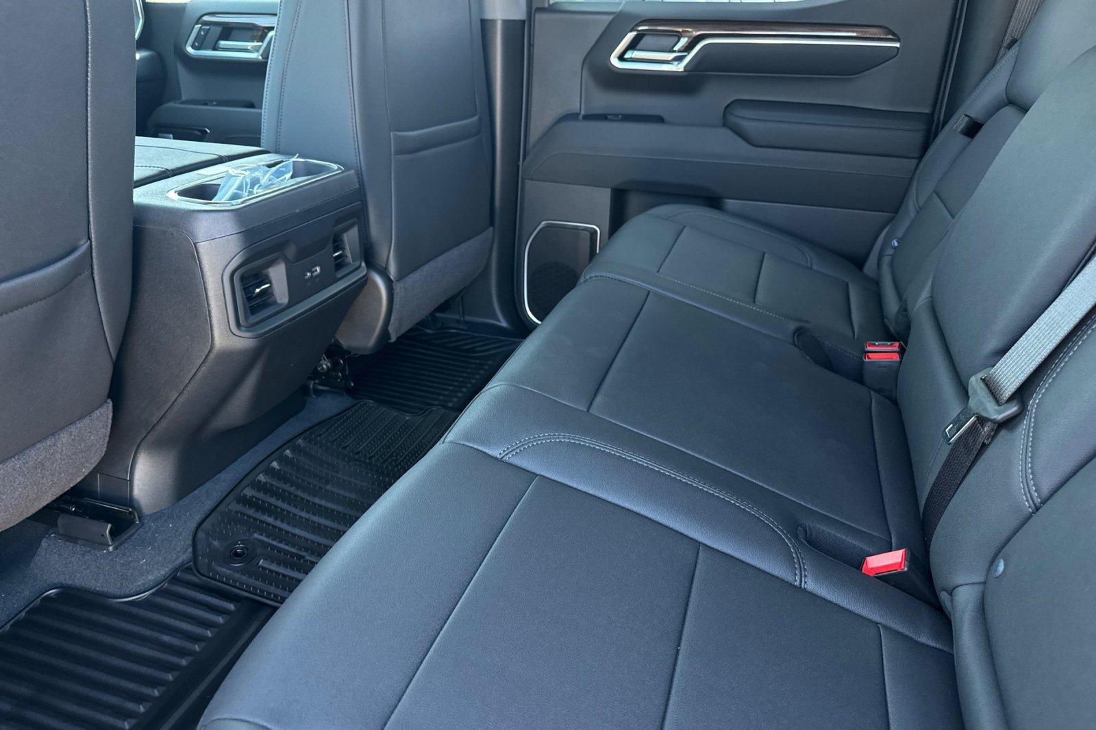 New 2026 Chevrolet Silverado 1500 RST w/ Safety Package AWD/4WD image 15