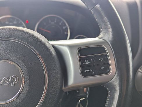 Used 2018 Jeep Wrangler Unlimited Sport AWD/4WD image 18