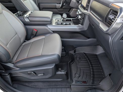 New 2025 Ford F150 Lariat w/ Equipment Group 502A High image 29