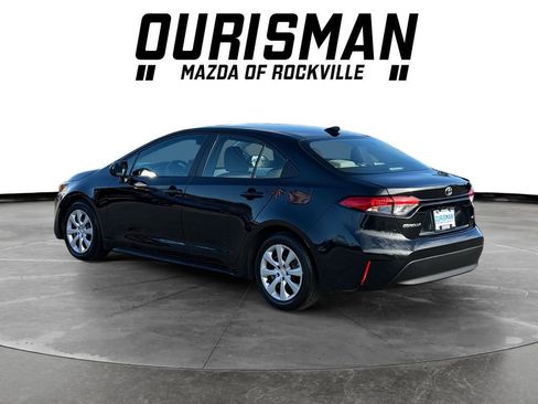 Used 2024 Toyota Corolla LE FWD image 4