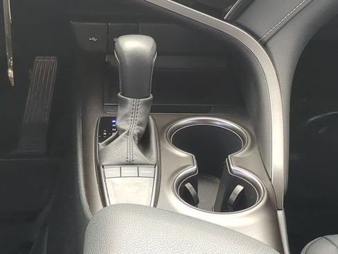 Used 2023 Toyota Camry SE image 25