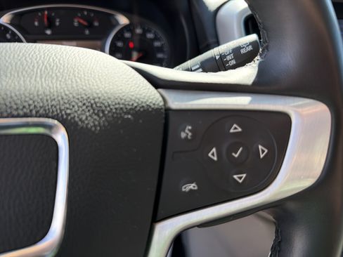 Used 2023 GMC Terrain SLT AWD/4WD image 20