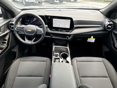 New 2026 Chevrolet Equinox LT w/ Safety and Technology Package AWD/4WD image 20