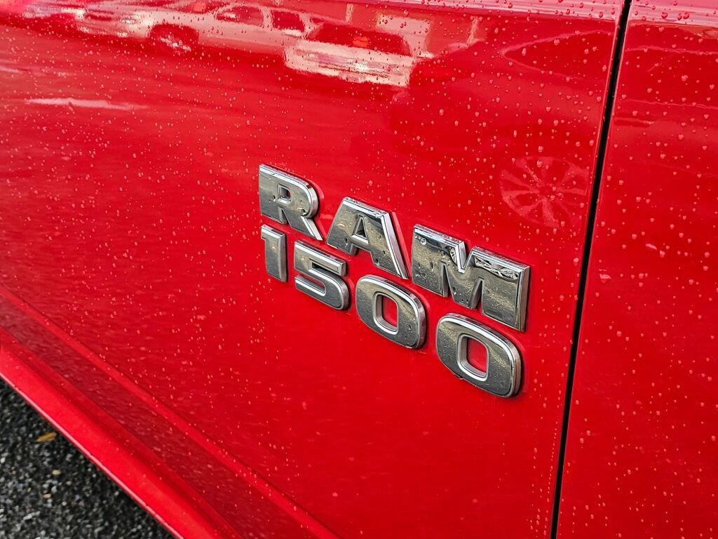 Used 2017 RAM 1500 Classic SLT AWD/4WD image 10