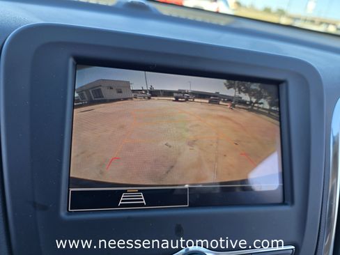 Used 2024 Chevrolet Equinox LS w/ LS Convenience Package image 26