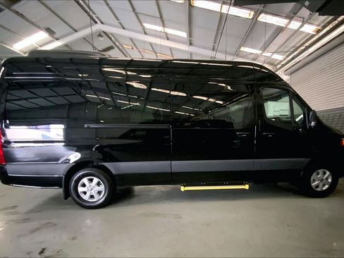 New 2026 Mercedes-Benz Sprinter 2500 image 8