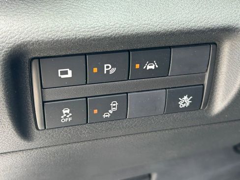 Used 2023 Nissan Kicks S FWD image 22