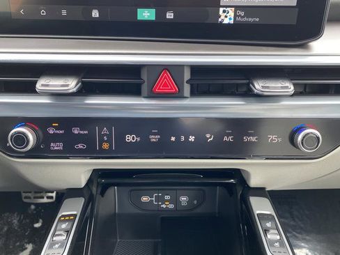 New 2026 Kia Sorento SX Prestige AWD/4WD image 23
