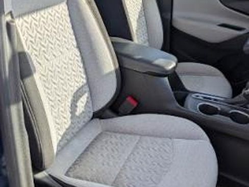 Used 2023 Chevrolet Equinox LT image 18