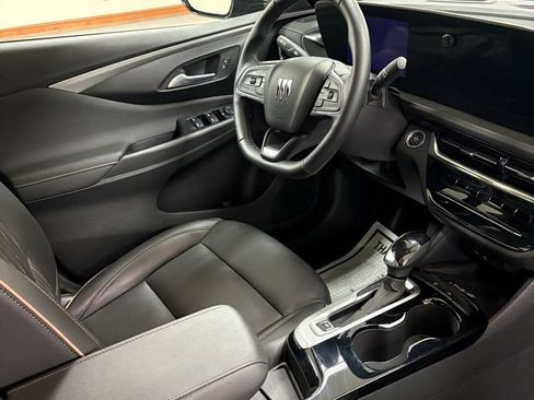 Used 2024 Buick Envista Avenir image 25