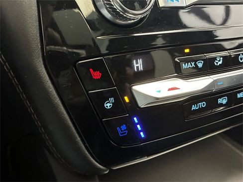 Used 2021 Ford Explorer Platinum w/ Equipment Group 601A image 22