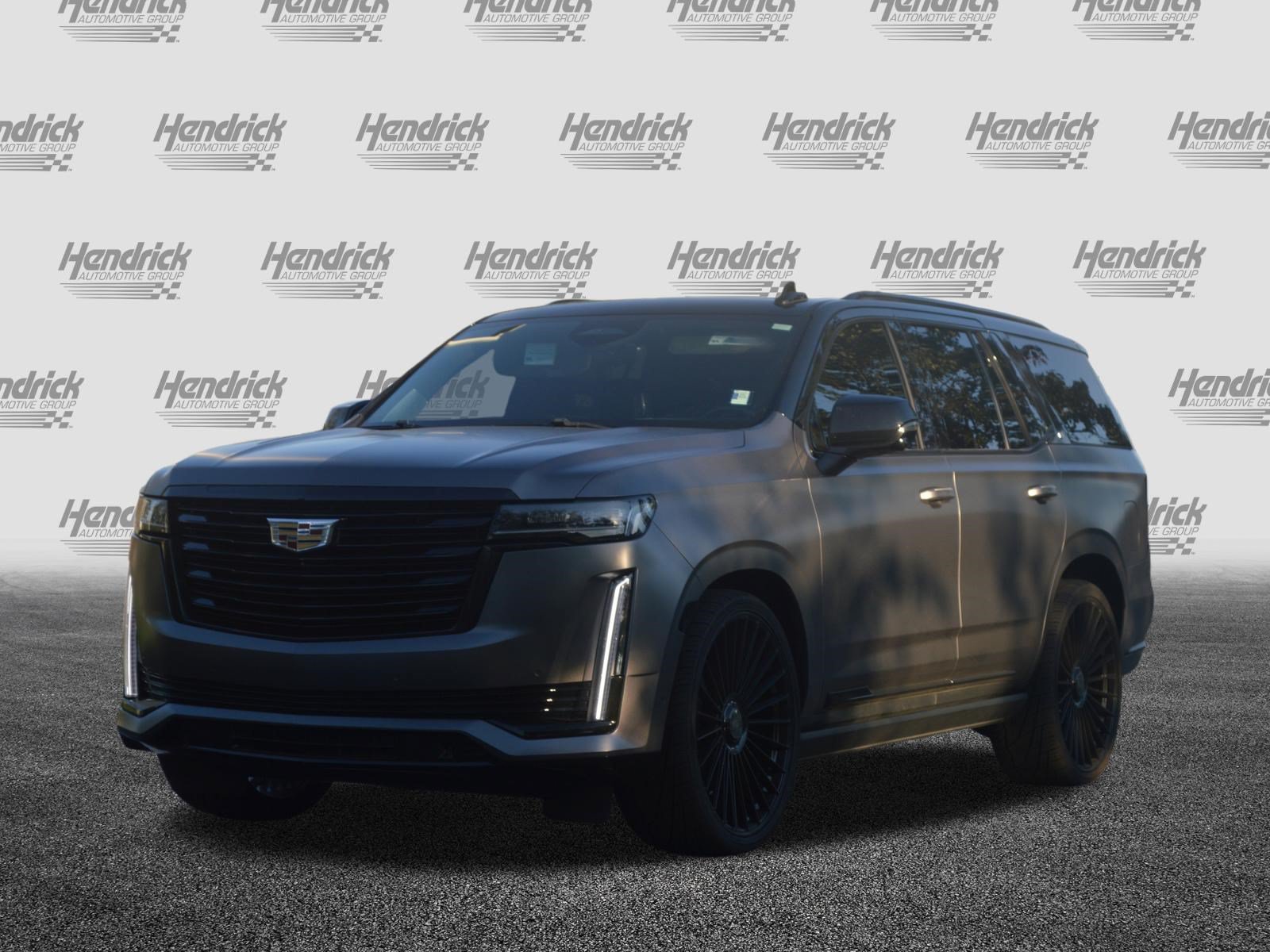 Used 2021 Cadillac Escalade Premium Luxury Platinum AWD/4WD image 3