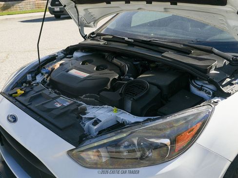 Used 2016 Ford Focus RS image 20