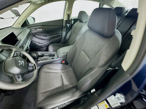 Used 2025 Honda Accord SE image 13