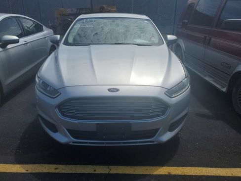 Used 2016 Ford Fusion S FWD image 2