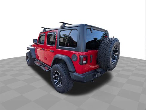 Used 2019 Jeep Wrangler Unlimited Sport S AWD/4WD image 6