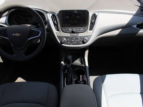 Used 2021 Chevrolet Malibu LS image 11