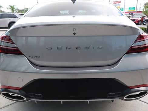 Used 2025 Genesis G70 2.5T RWD image 5