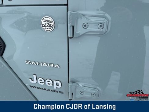 Used 2024 Jeep Wrangler Sahara image 45
