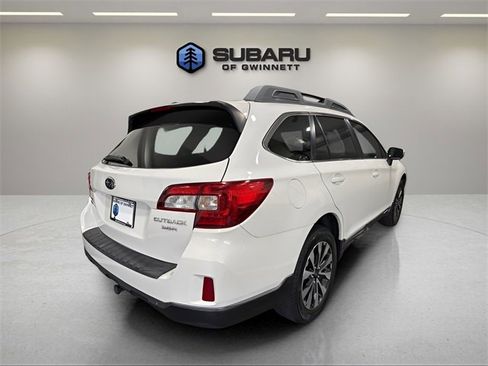 Used 2015 Subaru Outback 3.6R Limited image 5