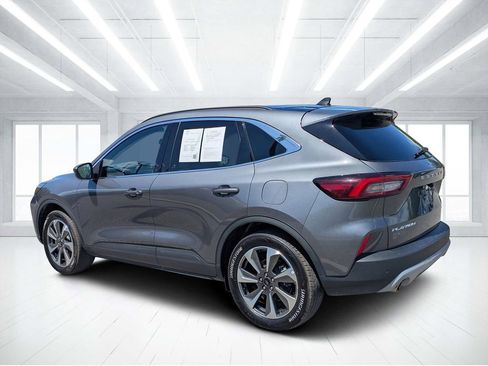Used 2025 Ford Escape Platinum AWD/4WD image 5