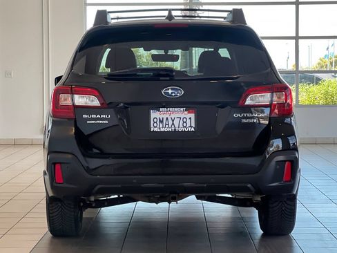 Used 2019 Subaru Outback 3.6R Limited AWD/4WD image 5