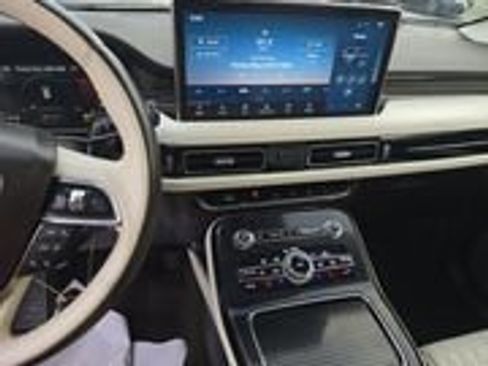 Used 2023 Lincoln Nautilus Black Label w/ Class II Trailer Tow Package image 9