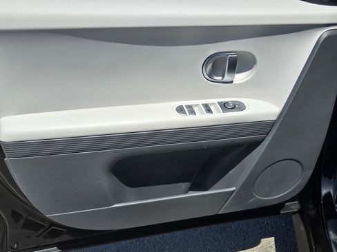 Used 2024 Hyundai Ioniq 5 SEL RWD image 10