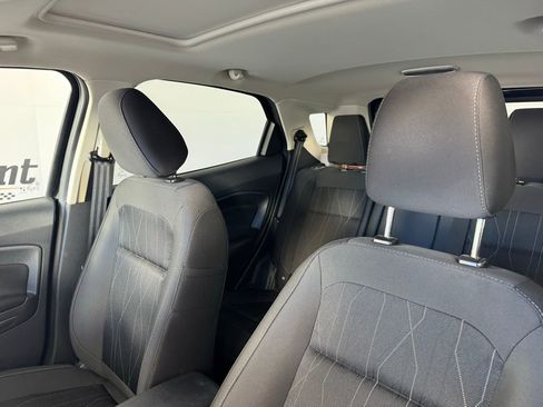 Used 2021 Ford EcoSport SE image 3