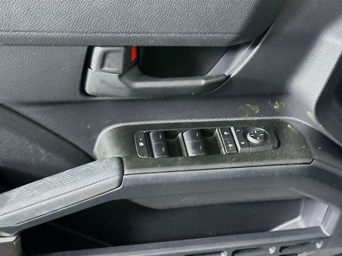 Used 2025 Toyota 4Runner SR5 image 15