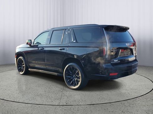 Used 2021 Cadillac Escalade Sport image 4