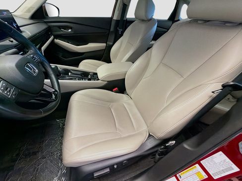 Used 2023 Honda Accord EX-L image 11