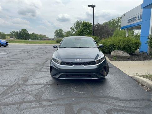 Used 2022 Kia Forte Sedan FWD image 2