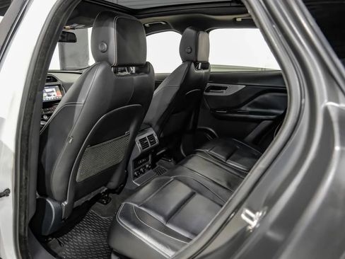 Used 2017 Jaguar F-PACE S image 43
