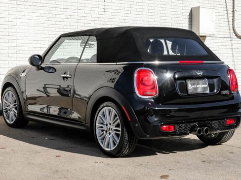 Used 2019 MINI Cooper S image 9