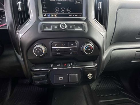 Used 2020 Chevrolet Silverado 2500 W/T w/ WT Convenience Package image 33