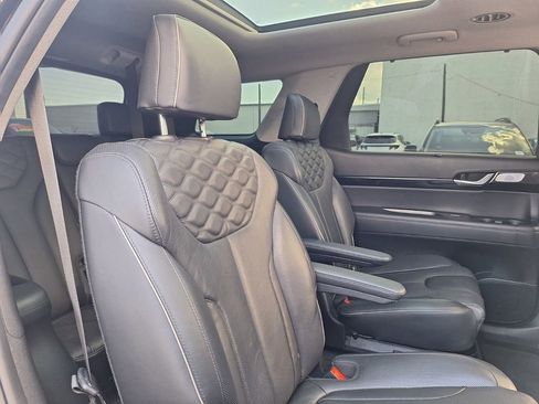 Used 2021 Hyundai Palisade Limited image 32