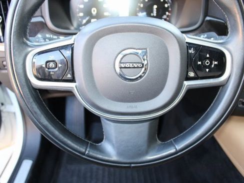 Used 2018 Volvo S90 T5 Momentum w/ Convenience Package image 13
