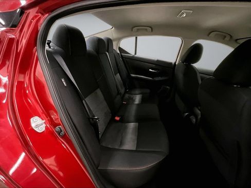 Used 2023 Nissan Sentra SR w/ Electronics Package FWD image 25