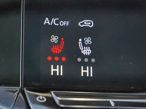 Certified 2024 Volkswagen Atlas SEL Premium R-Line image 30